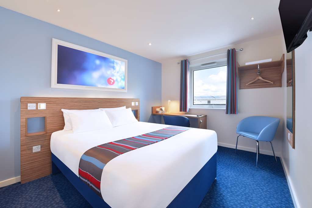 Travelodge Birmingham キングスウィンフォード 部屋 写真